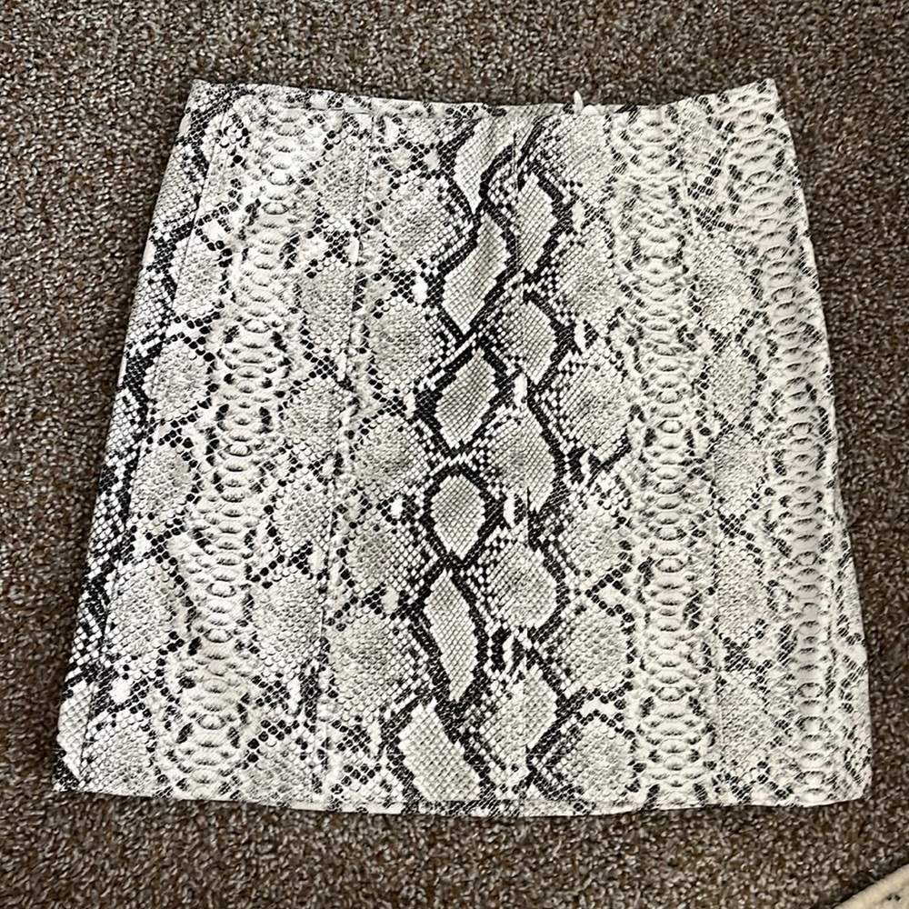 Lulus Snakeskin Skirt